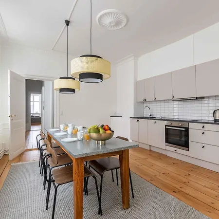 Apartment Charming In Latin Quarter Of Copenhagen