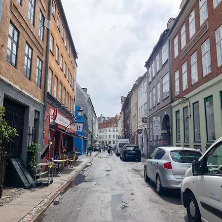 Charming In Latin Quarter Of *
