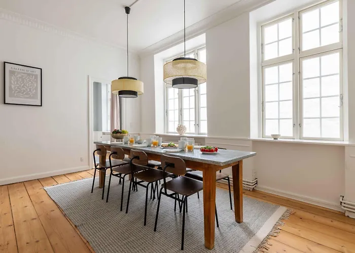 Charming In Latin Quarter Of Copenhague