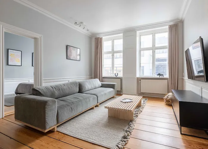 Charming In Latin Quarter Of