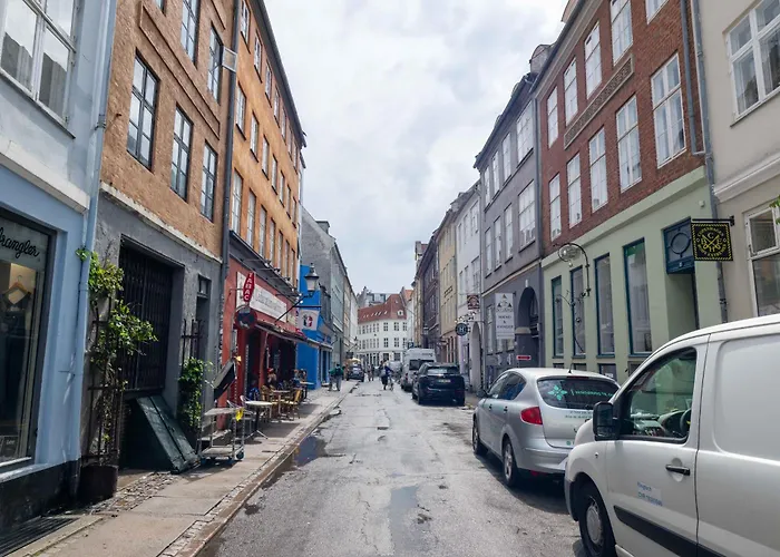 Charming In Latin Quarter Of *