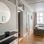 Charming In Latin Quarter Of דירה