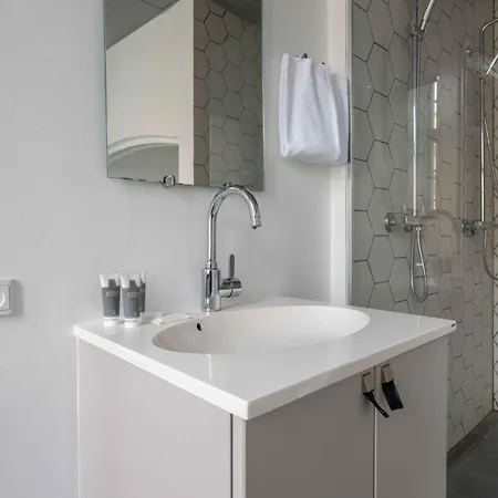 Charming In Latin Quarter Of *